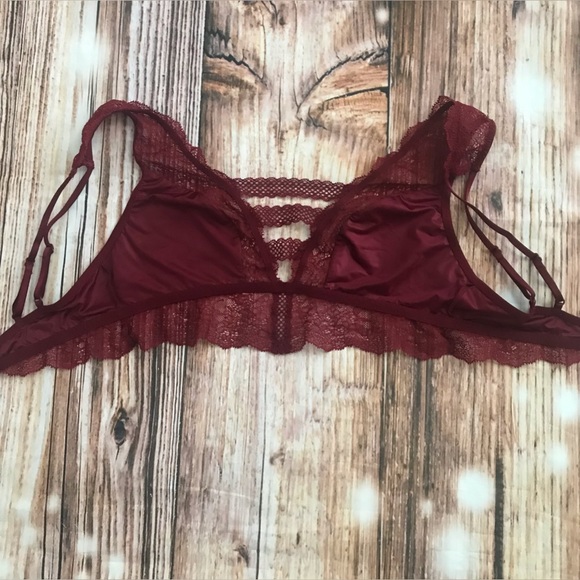 VICTORIA’S SECRET WIRELESS UNLINED HOOK CLOSE  BRALETTE - Picture 1 of 7